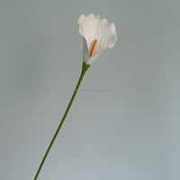 C-115 Fabrik-Großhandel Muttertag Einzelner Zweig Realistische 80cm Weiße Künstliche Calla-Lilien Großformatige Hochzeitsdekoration