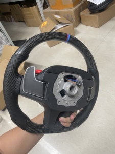 Nuevo Volante de Cuero con Fibra de Carbono para G20 G28 G29 G30 G32 G38 G11, Mayor Comodidad y Estilo - Product Image 4