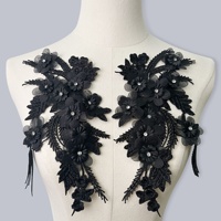 Patchs brodés solubles dans l'eau en dentelle 3D de fleurs perlées à la main Robe de mariée Costume de performance Chapeaux et accessoires de robe