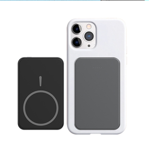 Powerbank Portatile 15W in Offerta, Nuova Elettronica con Doppia Ingresso/Uscita USB-C, Batteria Magnetica per iPhone 16 - Product Image 3