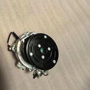 คอมเพรสเซอร์แอร์รถยนต์รุ่นใหม่ WXMS039 12V เหมาะสำหรับรถยนต์มิตซูบิชิ แลนเซอร์ เอาท์แลนเดอร์ II, OEM <span class=keywords><strong>7813A618</strong></span> QS90 6PK - Product Image 2