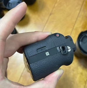 กล้องดิจิตอล Sony A7 R รุ่นหน้าจอปรับเอียงได้ ถ่ายภาพต่อเนื่อง 4.0fps กล้องดิจิตอล A7 R I - Product Image 3