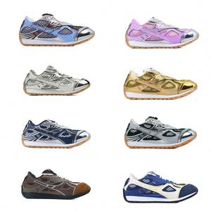 Artículo de Moda de Alta Calidad: Bottegas Venetas Orbit, Zapatillas Deportivas de Caña Baja, Color Plateado, Estilo Retro Casual, Elegantes para Caminar - Product Image 1