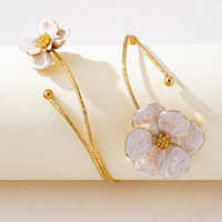 Bracelet de charme pour femmes, bracelet de bras à fleurs, bracelet de bras supérieur, bracelet ouvert pour filles
