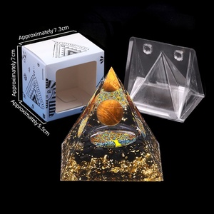 6 و 5 ، مقاسين من الراتنج الشافي ، هرم كريستال ريكي للديكور ، مشغولات يدوية - Product Image 5