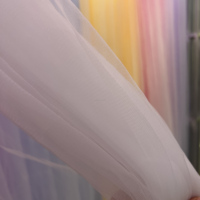 Nouvelle Arrivée Rideaux de Fond Double Couche Rose Luxueux et Colorés en Tissu Soie Lactée pour Arche de Scène de Mariage Intérieur/Extérieur