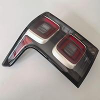Feu arrière gauche extérieur à LED de haute qualité avec clignotant LR135424 pour Land Rover Range Rover Vogue L405 avec garniture foncée