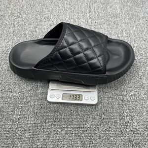 Nouvelles pantoufles en gros pour hommes, tongs d'été tendance en cuir de vachette pour la plage - Product Image 3