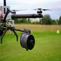 Fibre optique nue à faible perte de 600 μm pour systèmes de communication UAV-Qualité militaire