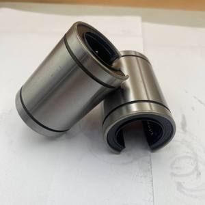 Roulements à billes linéaires LM30 <span class=keywords><strong>LM35</strong></span> LM40 LM50 LM60 LM80 LM6 LM8 LM10 LM12 LM13 LM16 LM20 LM25 LM3 LM4 LM5 Lm30uu pour machine CNC - Product Image 6