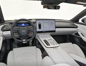 Xiao <span class=keywords><strong>mi</strong></span> Su7 Ultra <span class=keywords><strong>Max</strong></span> <span class=keywords><strong>Pro</strong></span> Ultra Ev Cars 800Kw 4Wd 2025 <span class=keywords><strong>Precio</strong></span> automotriz para adultos Coche eléctrico de nueva energía a la venta en China - Product Image 5