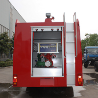 Camion de pompiers diesel 4x2 pour intervention à gauche, 8m3, Dongfeng D530, 170HP, réservoir d'eau 8000L, acier Q235, pompe CB10/40, canon PS40