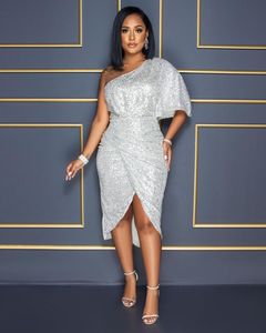 最新デザインエレガントなパーティードレス女性無地シングルショルダーセクシースパンコールドレス女性用プロムドレス - Product Image 2