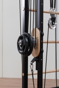 Máquina Smith de Acero Reforzado <span class=keywords><strong>con</strong></span> Poleas Altas/Bajas, Multifunción para Gimnasio en Casa, Uso Universal, Incluye Barras de Remo Bajo - Product Image 3