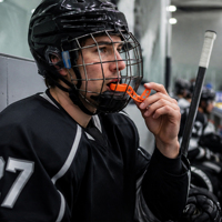Protège-dents de hockey sur glace PUCKPROS Boil & Bite avec sangle détachable, protège-dents en EVA de qualité alimentaire pour le hockey sur glace, jeunes et adultes
