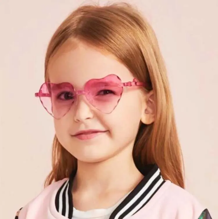 แว่นกันแดดสำหรับเด็ก,แว่นกันแดดไล่ระดับสีลายการ์ตูนรูปหัวใจพีช