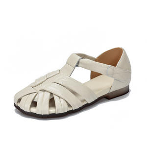 2025 été Style britannique chaussures en cuir bout rond tissé à la main creux léger Velcro sandales romaines motif de couleur unie - Product Image 2