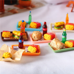 Venta de fábrica Casa de muñecas directa Comida en miniatura Simulada Hamburgo y papas fritas Set Artesanía de resina Comida rápida - Product Image 2