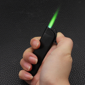 Briquet gonflable long 2026, briquet métallique coupe-vent à flamme verte, vente en gros d'accessoires pour fumeurs pour hommes et femmes - Product Image 2
