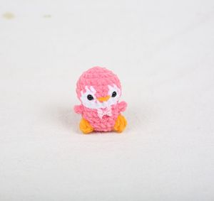 Porte-clés en crochet série Mini Pingouin 2026 pour clés de voiture, accessoires de dessin animé, poupée pingouin tricotée - Product Image 6