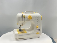 UKICRA 705 petite machine à coudre électrique domestique à l'ancienne mini multifonction avec bord de verrouillage micro couture épaisse