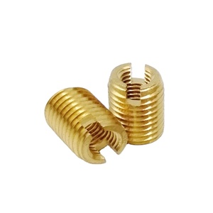 Fixations industrielles Traitement de surface naturel Manchon de vis autotaraudeuse fendue en aluminium avec boulon en acier inoxydable