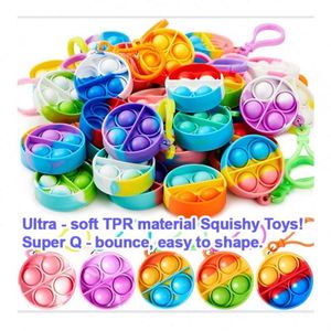 พวงกุญแจพลาสติกน้ำหนักเบาแบบ Heavy Duty สำหรับผู้ใหญ่ พร้อมกลไกคลิกเงียบ ลดความเครียด ผิวสัมผัสพิเศษ รับสกรีนโลโก้ - Product Image 6