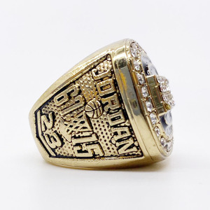 Anillo de Campeonato de los Chicago Bulls de 1992, Chapado en Oro con Diamantes, Joyería para Hombre, Regalo, Recuerdo - Product Image 3