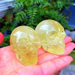 Venta al por Mayor de Calaveras de Cristal de Citrino Natural Bohemio de Alta Calidad, Talladas a Mano, para Decoración del Hogar y Halloween, 4-5cm - Product Image 1