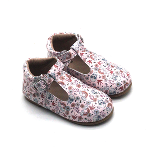 Chaussures en cuir pour enfants personnalisées avec imprimé tendance pour filles - Product Image 5