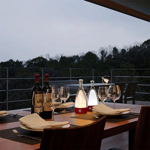 Lampe de table LED rechargeable, thème bouteille de vin, lumières décoratives créatives pour l'extérieur, restaurants, marchés nocturnes, lampes de camping, tactile - Product Image 3