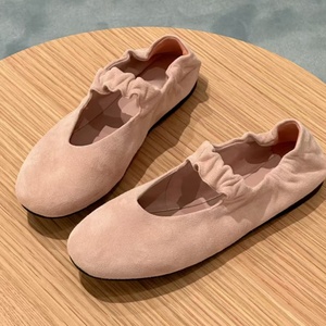 Zapatos Mary Jane de gamuza rosa suave para mujer, zapatos personalizados de estilo ballet con punta redonda retro y suela suave. - Product Image 2