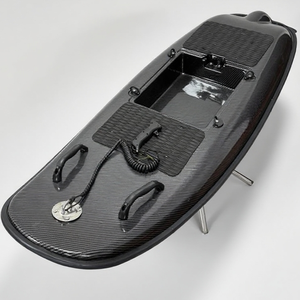 Tabla de surf eléctrica para una sensación máxima de libertad, incluso en aguas tranquilas. - Product Image 2