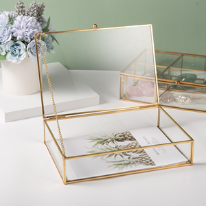 Hiện Đại Sang Trọng Vàng Brass Đóng Khung Thủy Tinh Đồ Trang Sức Lưu Trữ <span class=keywords><strong>Box</strong></span> Organizer Với Nắp Đôi Cho Ép Hoa Thủy Tinh Hộp Trang Trí - Product Image 3