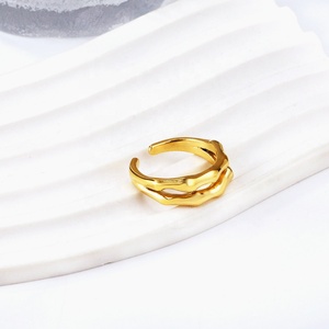 Anillo de Acero Inoxidable Personalizado, Joyería Moderna para Boda o Compromiso, Texturizado, de Dos Colores, Doble Capa, para Mujer - Product Image 4