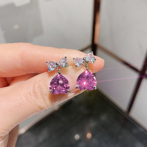 Orecchini pendenti a forma di cuore con fiocco per donna, piccoli e graziosi gioielli alla moda - Product Image 4