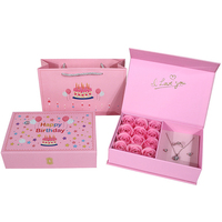 Boîte cadeau d'anniversaire rose en gros avec rose artificielle et plateau de présentation de bijoux, emballage de luxe pour cadeaux féminins