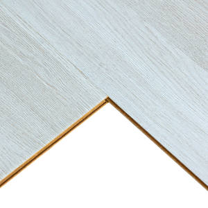 Revêtement de <span class=keywords><strong>sol</strong></span> en vinyle <span class=keywords><strong>stratifié</strong></span> de luxe de style moderne 7mm SPC Clip de verrouillage par clic Revêtement de <span class=keywords><strong>sol</strong></span> étanche à l'humidité et résistant à l'usure SPC par clic - Product Image 3