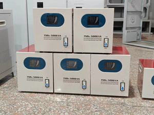 TND-3000VA 単相銅製自動電圧調整器 AC 3000W LED電源安定器 家庭用およびSVC用高効率 - Product Image 3