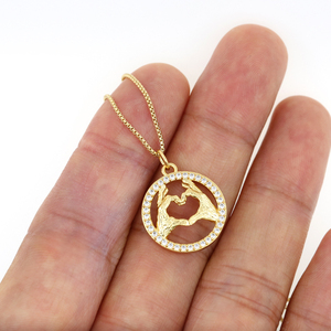Set di 12 Collane con Ciondolo a Forma di Gesto della Mano, Tono Oro con Zirconi, Charm a Cuore, Pace, Amore, Pollice in Su, Regalo di Compleanno per Adolescenti - Product Image 6