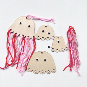 Pièces en bois d'animaux <span class=keywords><strong>de</strong></span> formes multiples populaires Sirène et animaux marins Tranches <span class=keywords><strong>de</strong></span> bois Kit <span class=keywords><strong>de</strong></span> peinture DIY pour le jeu créatif des enfants - Product Image 3