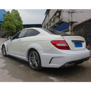 Kit de carrocería para modificación de automóvil 2007-2014, parachoques delantero, capó, guardabarros, parachoques trasero para Benz W204 C63 - Product Image 6