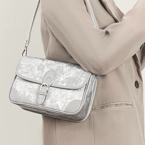 Bolso de Mano Pequeño de Cuero Genuino de Alta Calidad, Diseño de Lujo en Tendencia 2025, para Regalo de Mujer - Product Image 2