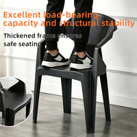 Chaise de jardin en plastique PP robuste et empilable avec accoudoirs, résistante à l'eau, pour extérieur, prix usine