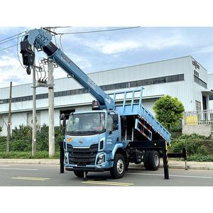 Camion-grue Dongfeng M3 4*2 avec grue télescopique de 8 tonnes, carrosserie flexible, idéal pour le transport sur de courtes distances - Product Image 2