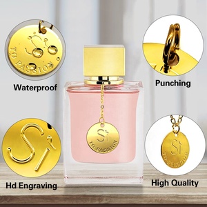 Nhà Máy Tùy Chỉnh Sang Trọng Khắc Nổi Tư Nhân Vàng Kim Loại Xây Dựng Thương Hiệu Logo Quyến Rũ Nhãn Treo Tag Cho Trang Trí Và Nước Hoa Chai - Product Image 3