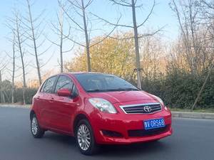 Voitures pas chères avec toit ouvrant, voitures d'occasion, <span class=keywords><strong>Toyota</strong></span> <span class=keywords><strong>Yaris</strong></span> <span class=keywords><strong>2012</strong></span>, 1.6L, édition Meizu, transmission automatique, bon état - Product Image 1