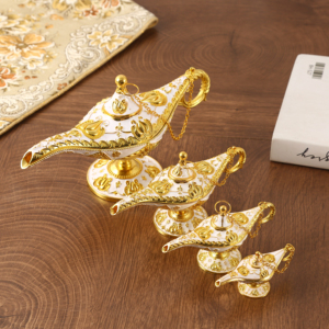 Lampada Magica di Aladino All'ingrosso Bruciatore di Incenso Artigianato in Metallo Ornamenti Metallici Decorazioni per la Casa Uso per Hotel e Matrimoni Lampada di Aladino Rossa - Product Image 5