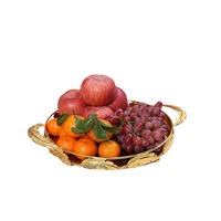 Vente en gros de plateau de service décoratif en métal verre européen Plateau de fruits pour l'hospitalité domestique Table basse Snacks Assiette de fruits Fête