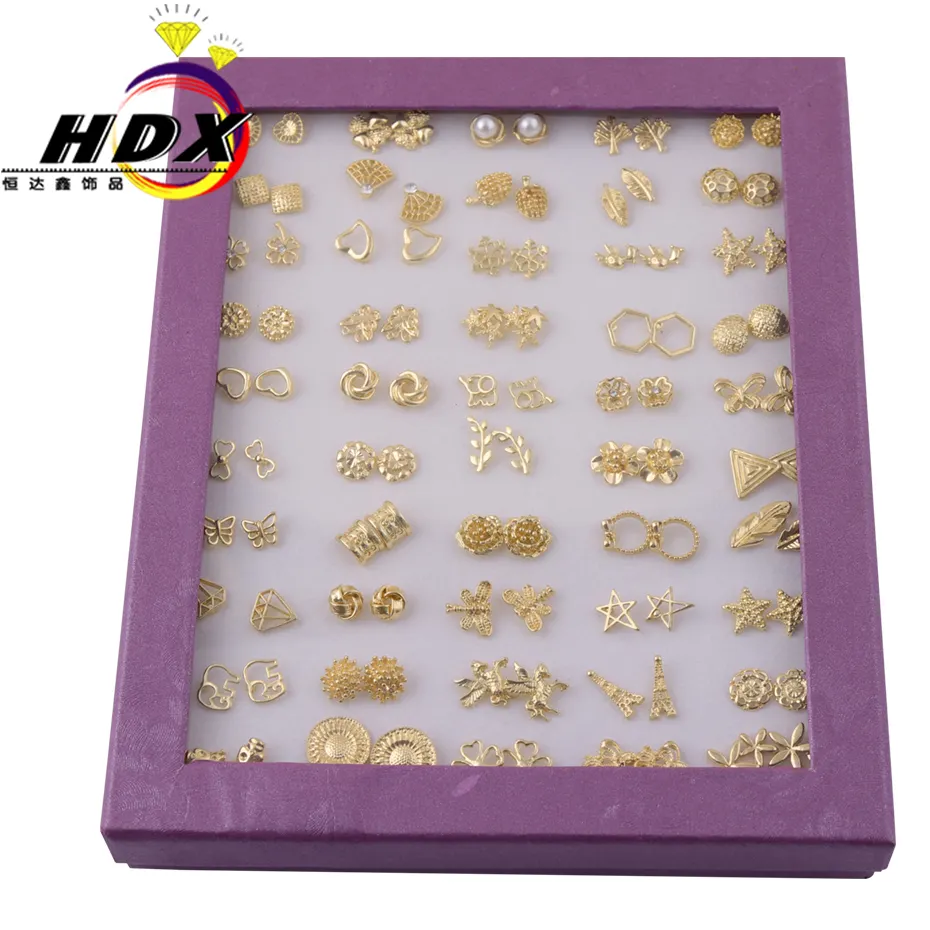 Venta al por mayor de alta calidad de acero inoxidable portátil chapado en oro de joyería en caja pendientes colgantes 50 pares caja de pendientes de tachuelas